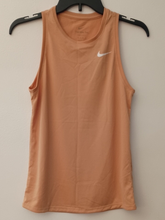 Nike Tops - Nike Women’s Peach-Orange Athletic Tank Top with White Swoosh